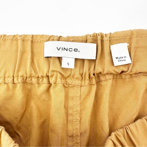 Vince Box Pleat Drawstring Shorts in Gold Ochre - Picture 4 of 8